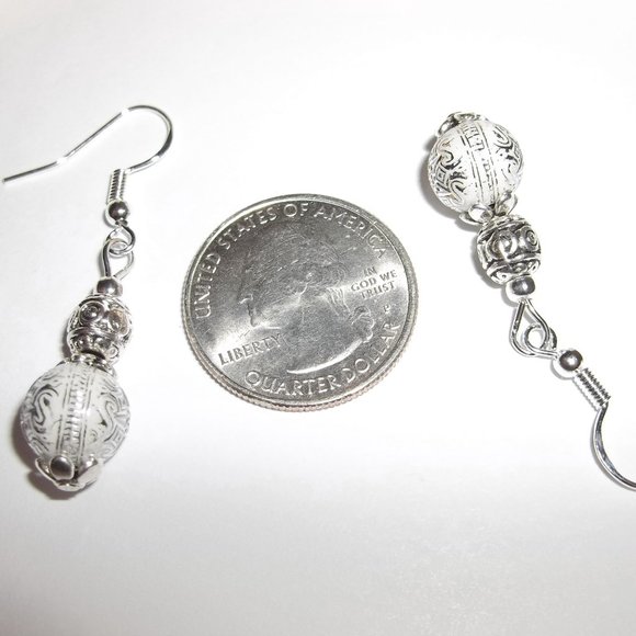 White Dangle Earrings NWT Beaded Dangle Drop Set Pair Jewelry Gift Girl 3994 - Picture 3 of 5